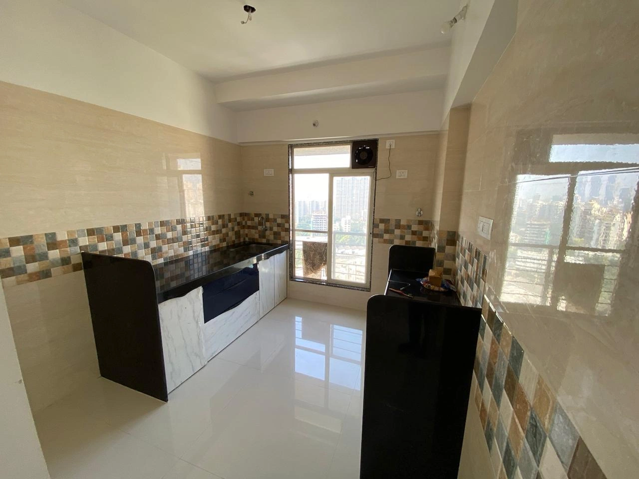 2 BHK Flat for Rent in Sumukh Hills , Kandivali East